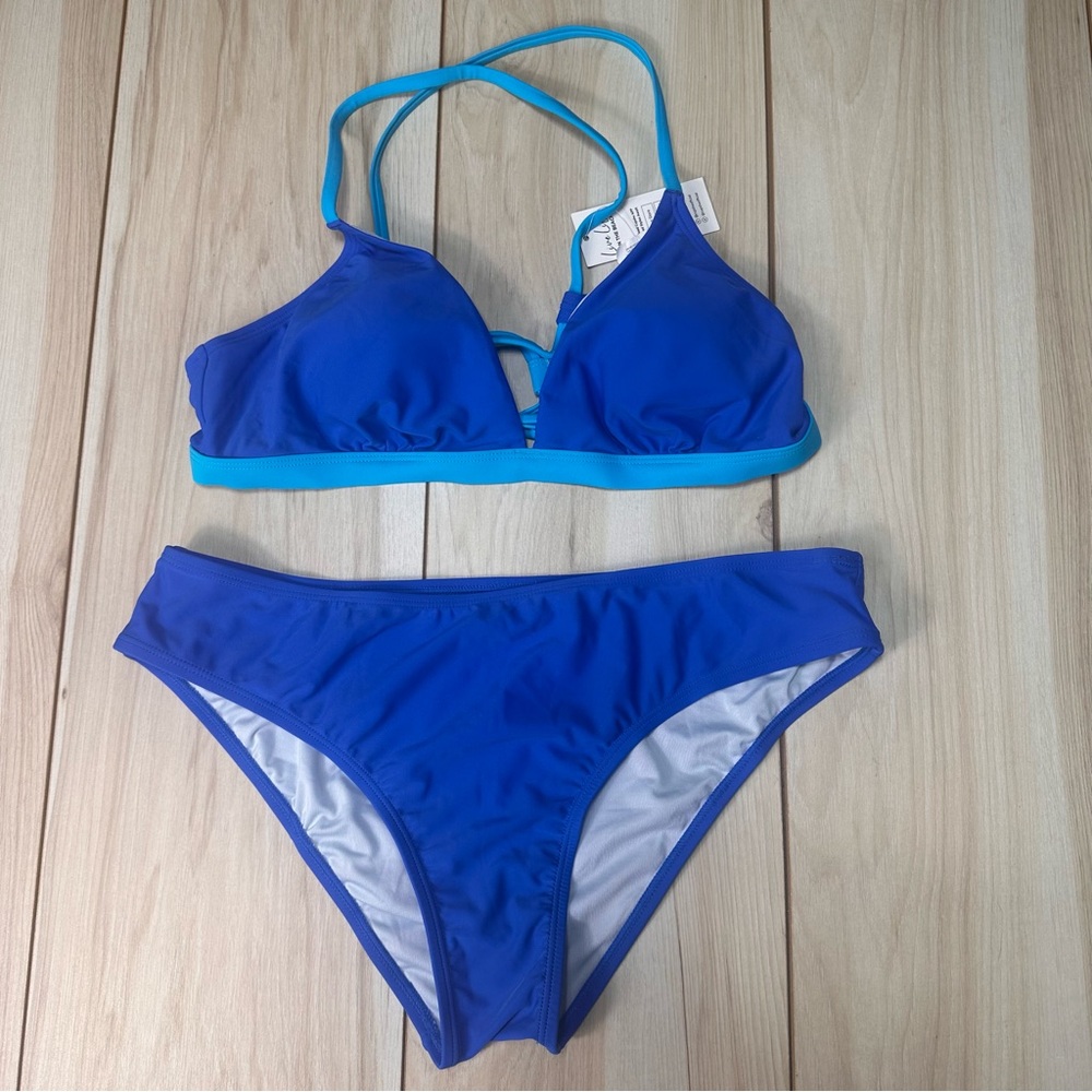 NWT Cupshe Bikini Swimsuit  Blue V Neck‎  Crisscross Back Size Large